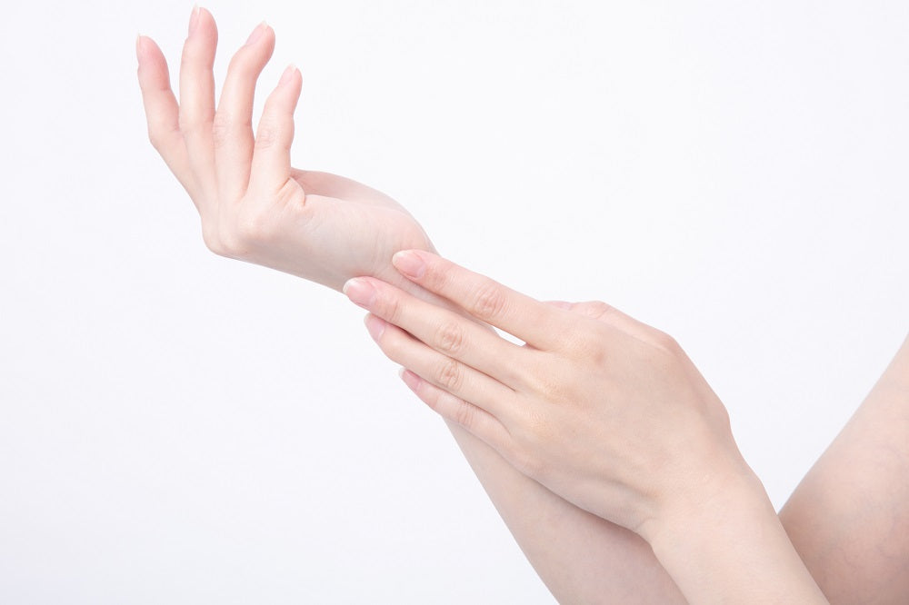 手の乾燥を予防する方法は？
